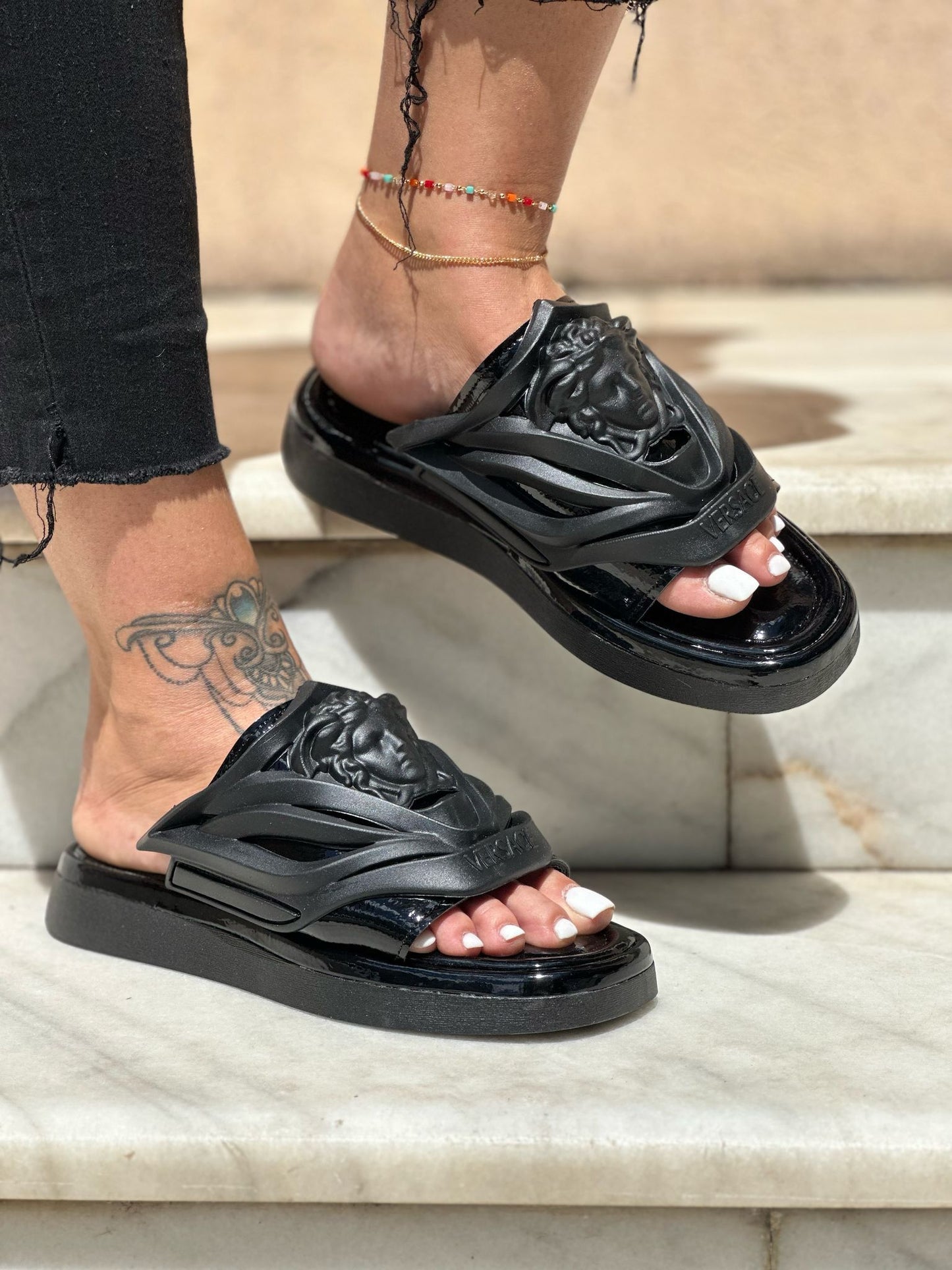 Papuci Medusa Black